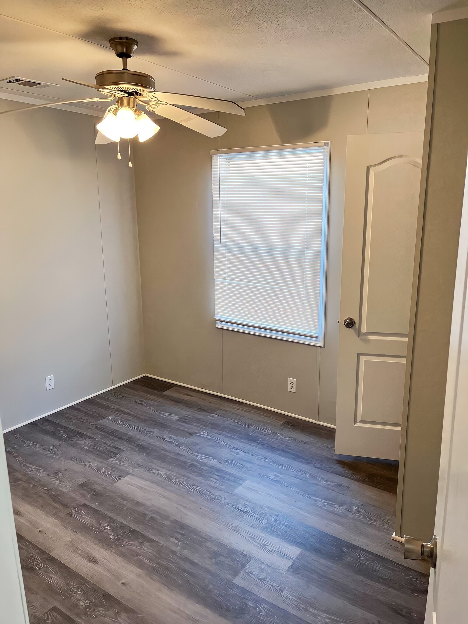 Building Photo - 110 N Michigan St