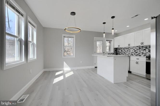 Building Photo - 2448 Shirley Ave