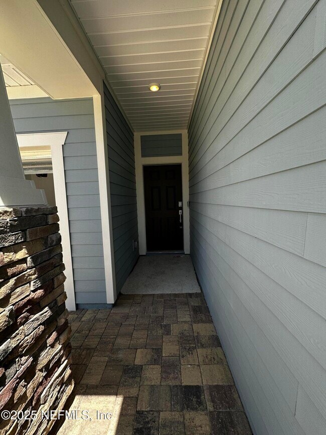 Building Photo - 235 Simonson Run
