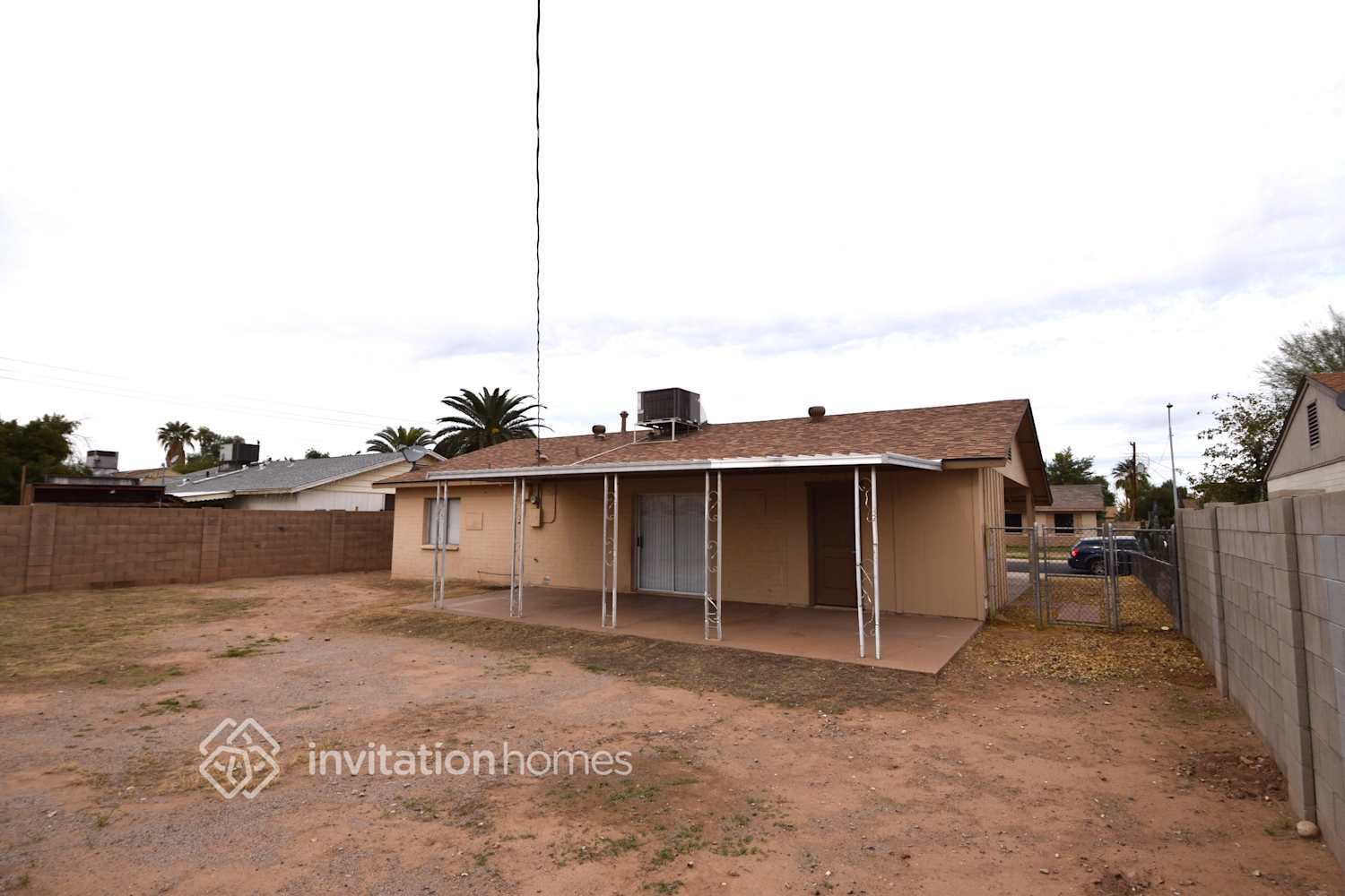 Building Photo - 8233 W Indianola Ave