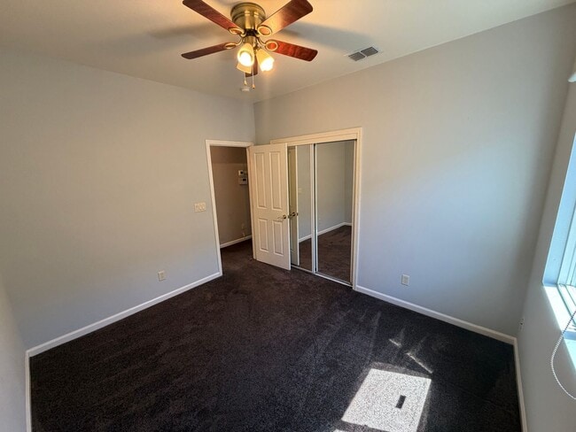Building Photo - 3 bedroom + office | 2 bathroom | Single family home
