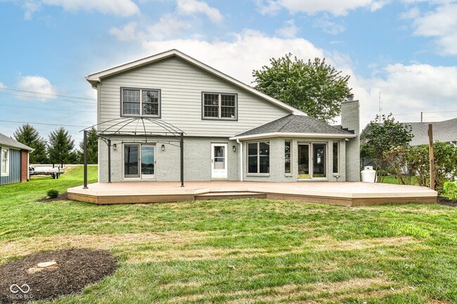 Building Photo - 133 Patriots Landing Dr