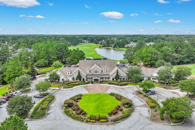 Building Photo - 145 Binscombe Ln