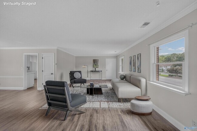 Building Photo - 1208 SE Willowbrook Dr