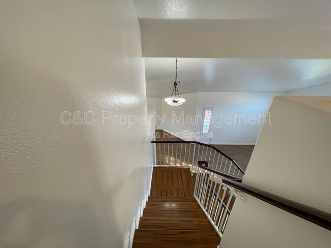 Building Photo - 1496 Lechuga Way