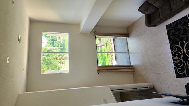 Building Photo - 7028 Torrey Pines Cir