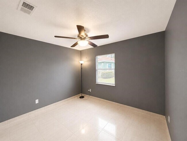 Building Photo - 43 Las Palmas Way