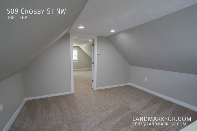 Building Photo - 509 Crosby St NW