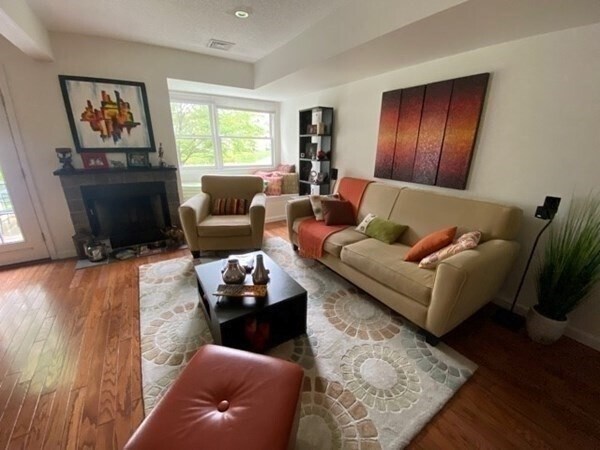 Building Photo - 10 Merganser Way