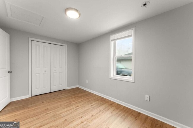 Building Photo - 212 Walker Dr