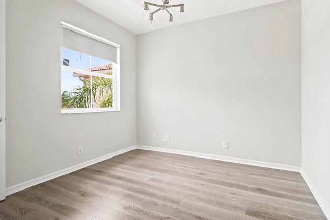 Building Photo - 207 Isle Verde Way
