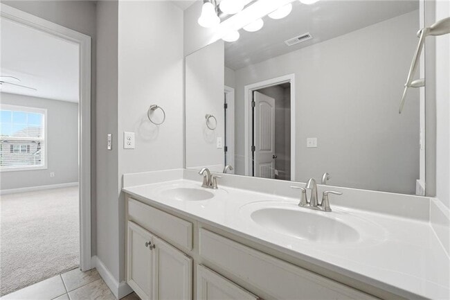 Building Photo - 304 Cochin Dr