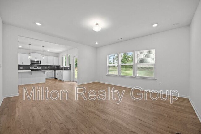 Building Photo - 248 Horseshoe Pl