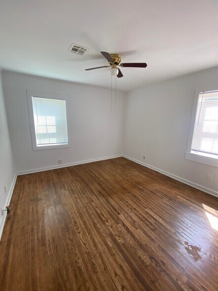 Building Photo - 1502 N Delaware Ave
