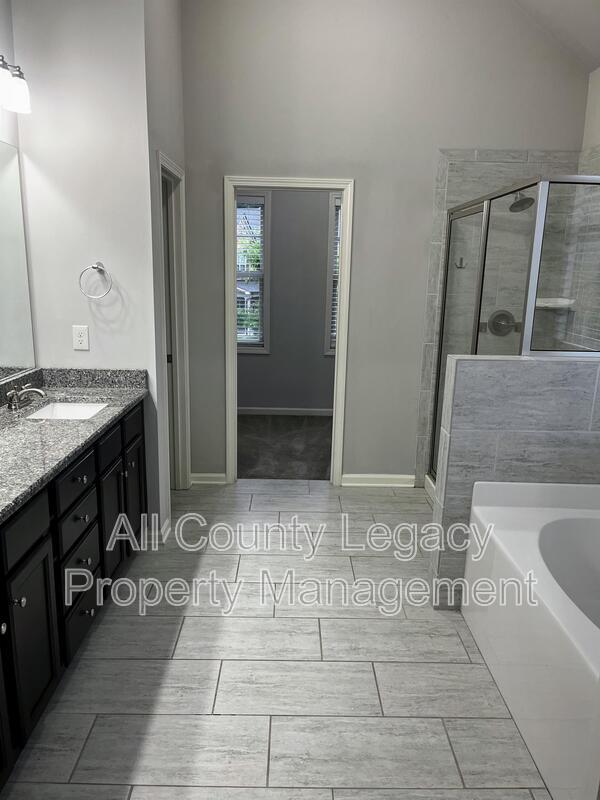 Building Photo - 3102 Avenel Ct