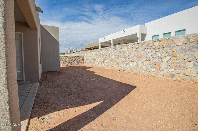 Building Photo - 3883 Heartland Lp