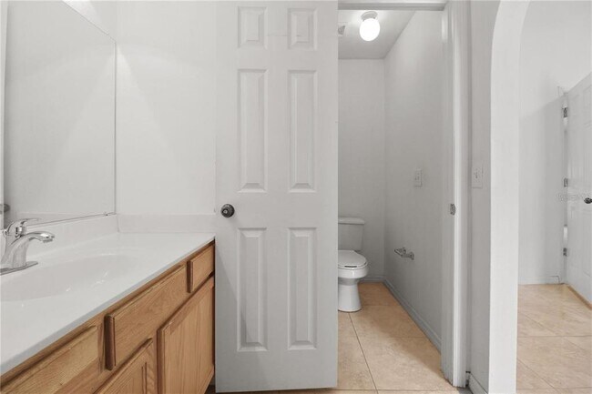 Building Photo - 10437 Opus Dr