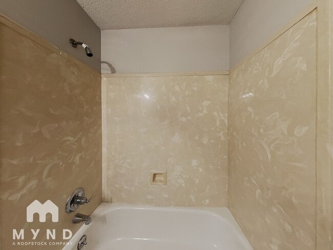 Building Photo - 7709 Shadow Fork Ln