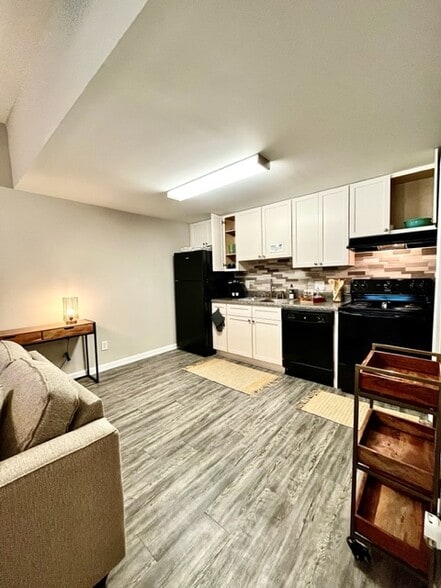 Building Photo - Lynn Haven Cove Apartments