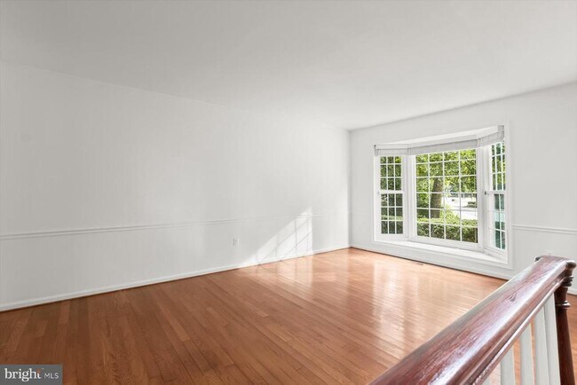 Building Photo - 1550 McLean Commons Ct