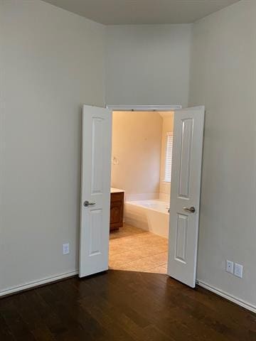 Building Photo - 12811 Greenhaven Dr