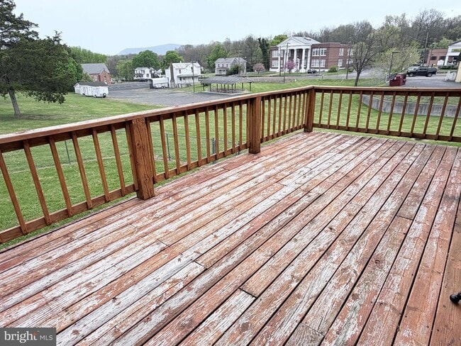 Building Photo - 78 Brook Creek Rd