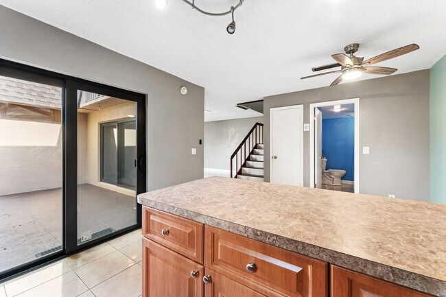 Building Photo - 301 Waterview Dr