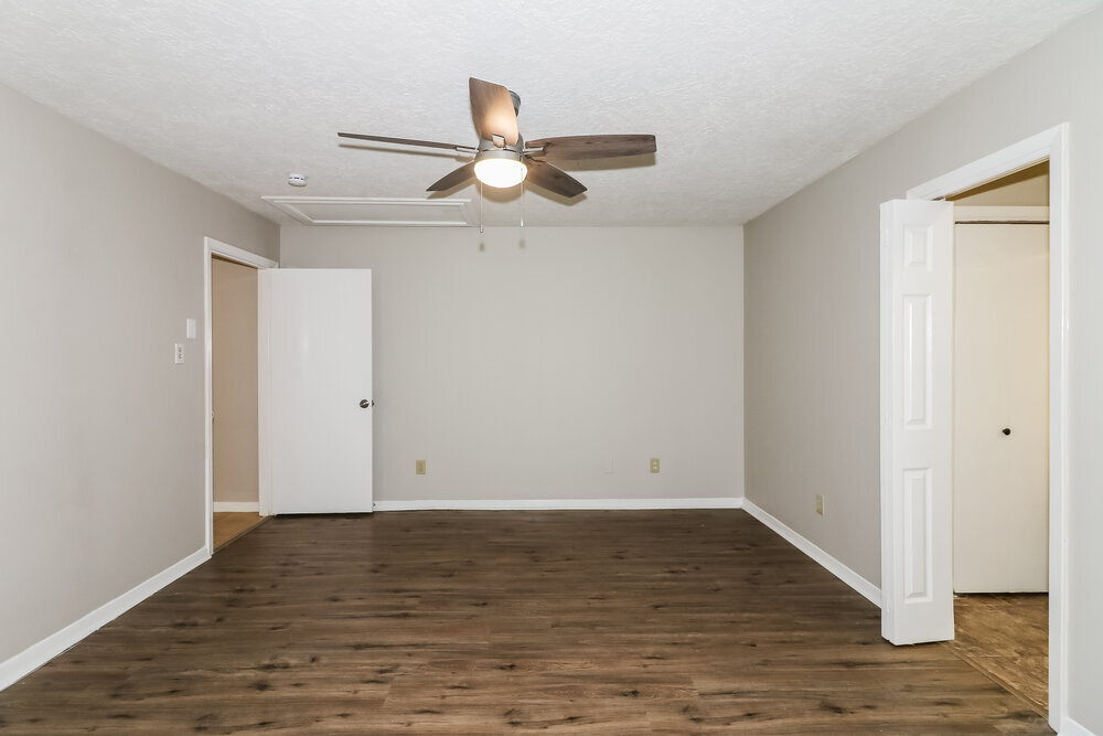 Building Photo - 1611 Bodart Cir