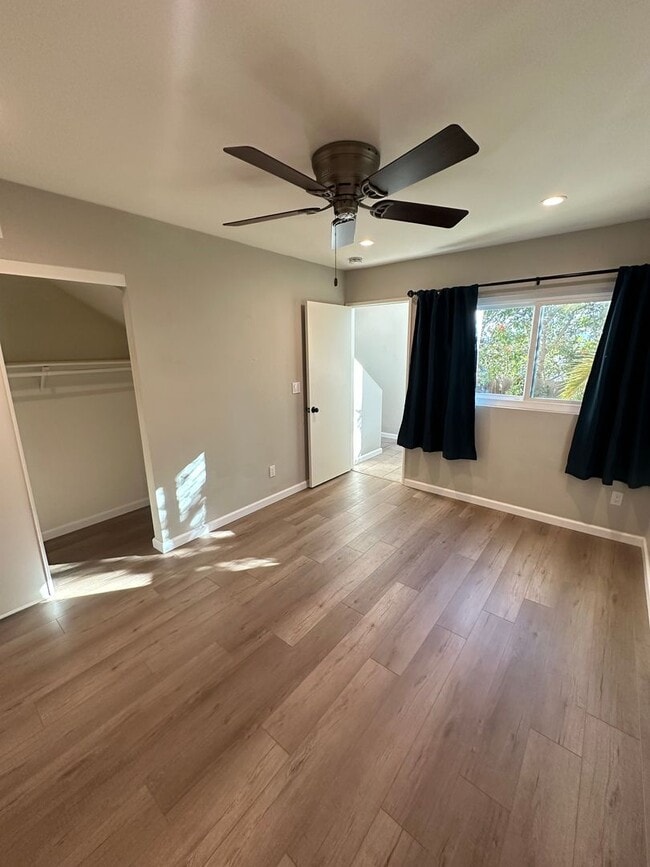 Building Photo - 2BR/1.5BA 2-story condo in El Cajon, gated community with sparkling pool, 2 car attached garage, ...