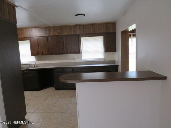Building Photo - 4828 Lambing Rd