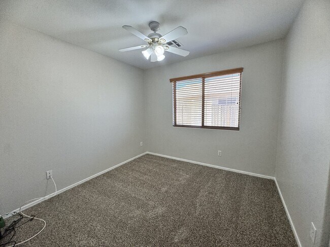 Building Photo - 9138 W Ross Ave