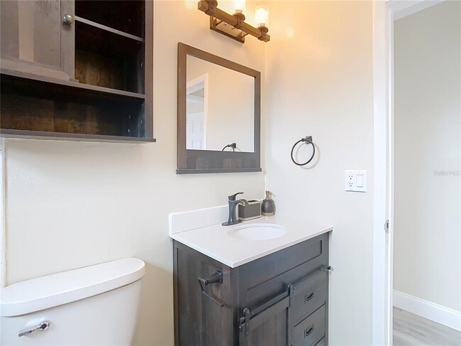 Building Photo - 1612 Fox Run Dr