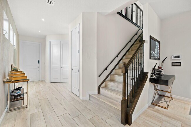 Building Photo - 1512 Bursera Ter