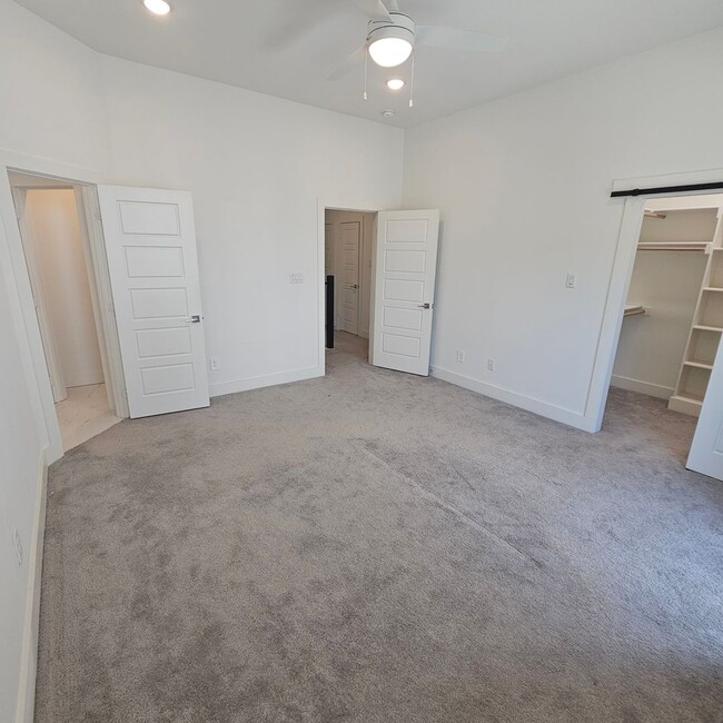 Building Photo - 7305 Bree Ct