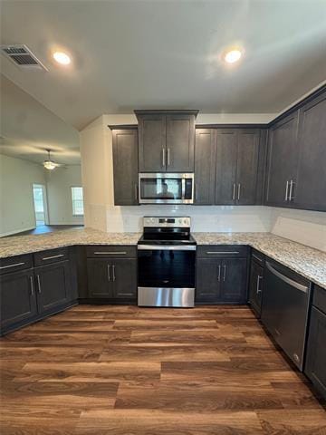 Building Photo - 7512 Noble Oaks Dr