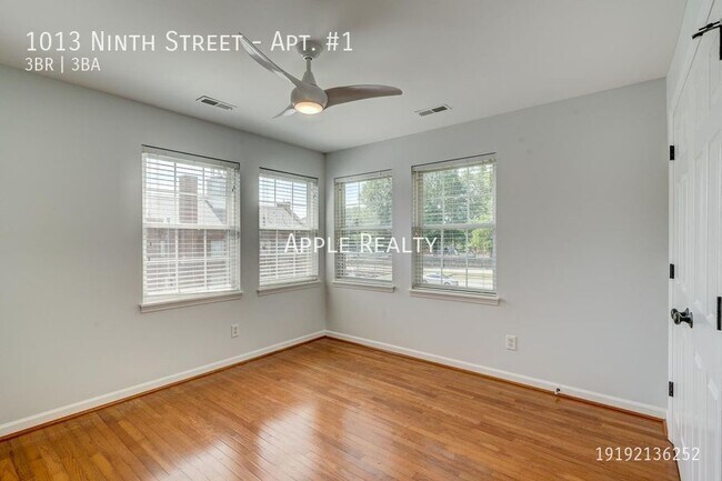 Building Photo - 1013 Ninth Street-Apt. #1