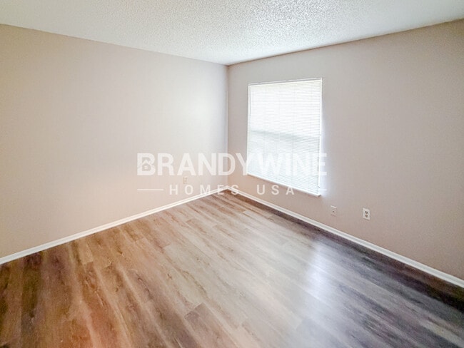 Building Photo - 6730 Merlin Ct