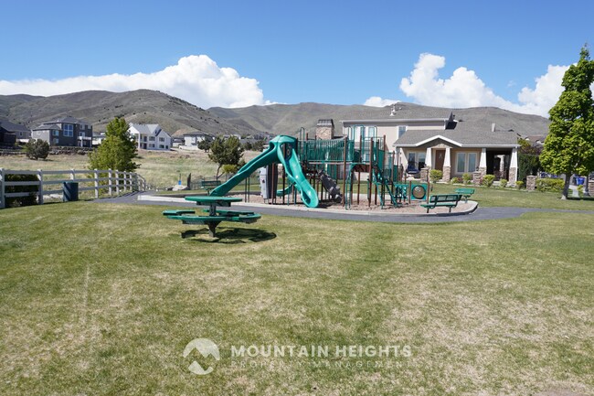 Building Photo - 14638 S Quiet Glen Dr