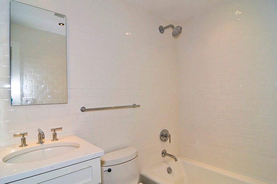 Building Photo - 1503 11th St NW