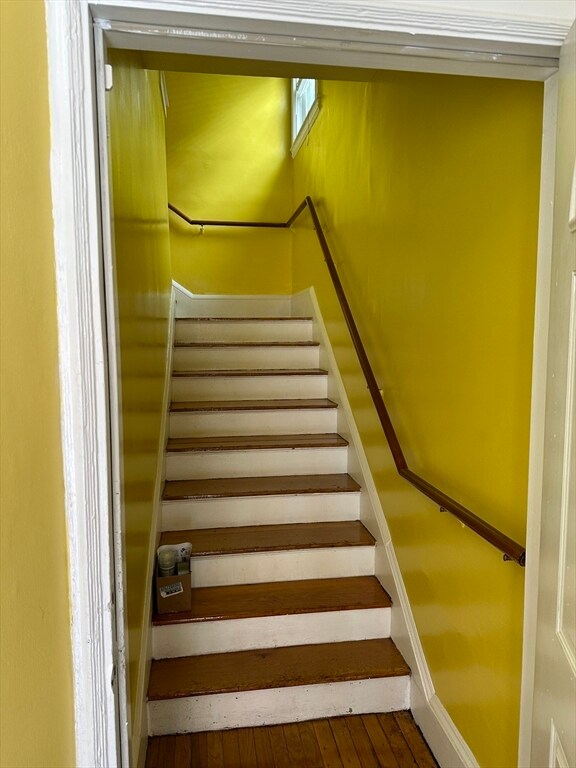 Building Photo - 4 Intervale St
