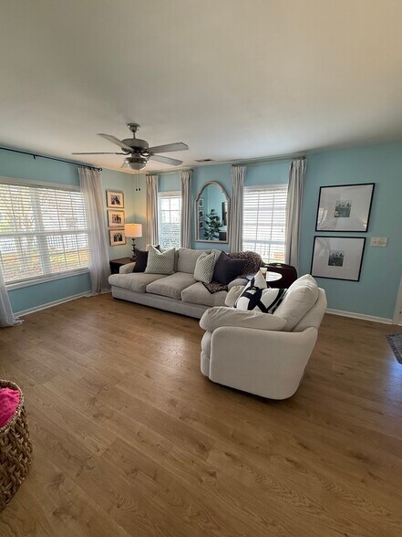 Building Photo - 4414 Sages Ave