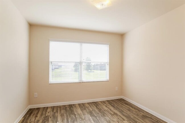 Building Photo - 9622 Franconia Dr