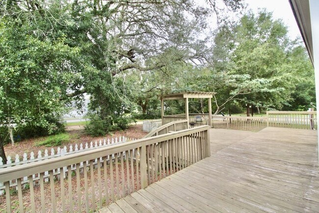 Building Photo - 147 Caswell Branch Rd