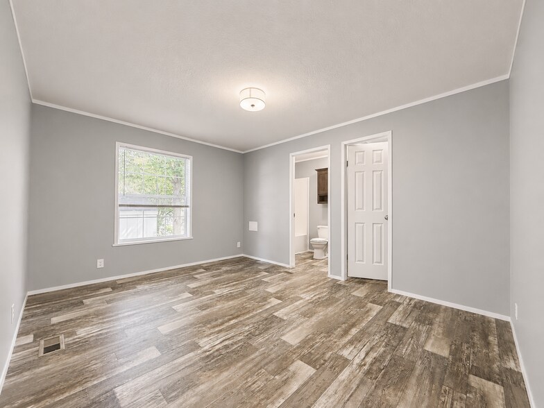 Building Photo - 11853 Cascade Cir