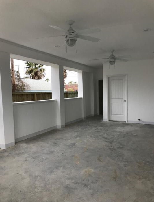 Building Photo - 1013 10th St