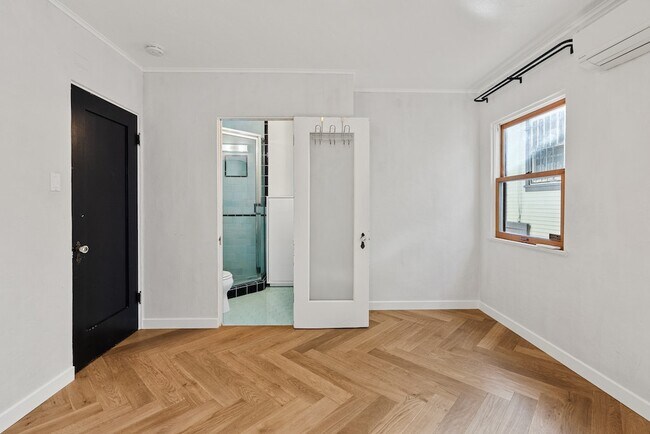 Building Photo - 2130 Apex Ave