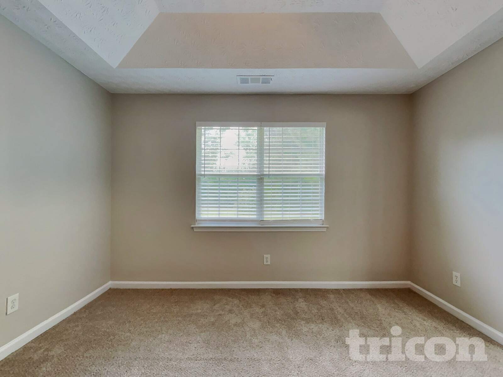 Building Photo - 45 Brighton Dr