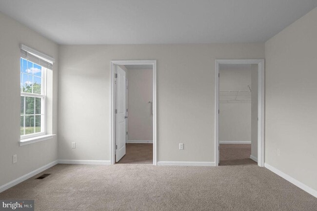 Building Photo - 3148 White Tail Dr