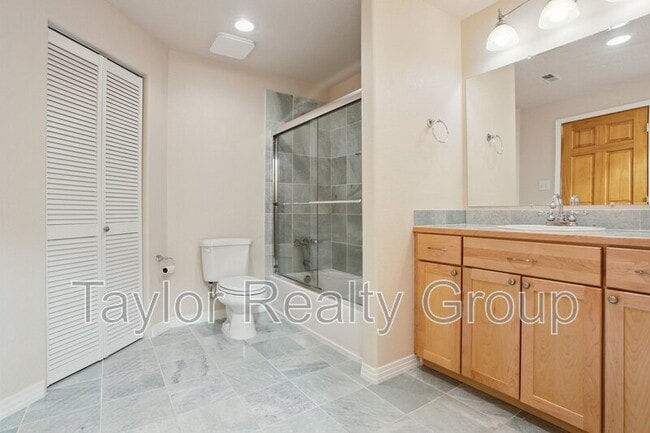 Building Photo - 13190 W 10th Ave