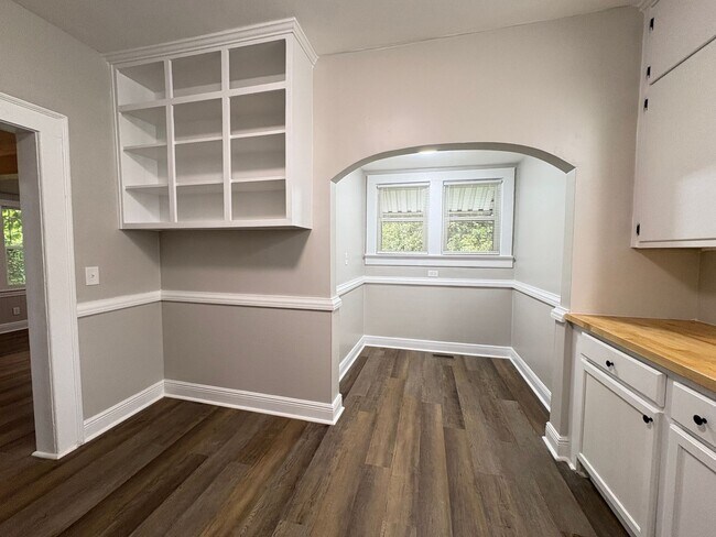 Building Photo - 3 Bedroom, 2 Bathroom House in Reidsville!